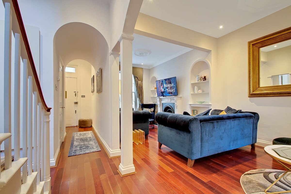 Homely 4 Bed Period Townhouse in Famous Chelsea gallery image 5