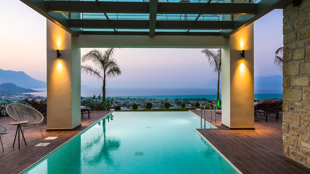 Villa Emilia Heated Pool Stunning sea & city view gallery image 2