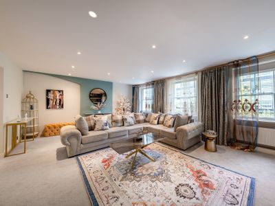 GRAND 200 SqM 3-Bedroom VILLA