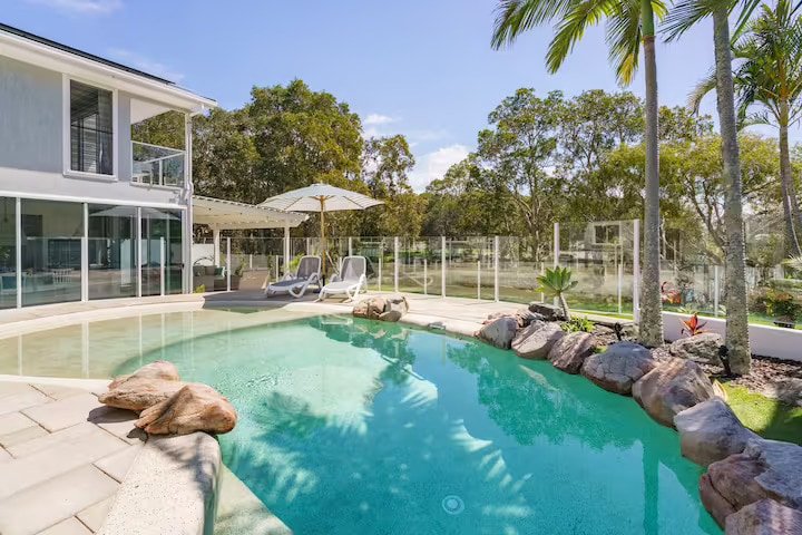 Luxury Beach Hamptons Sanctuary (300m to beach) gallery image 3