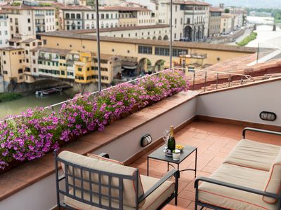 Ponte Vecchio Penthouse with breathtaking Terrace