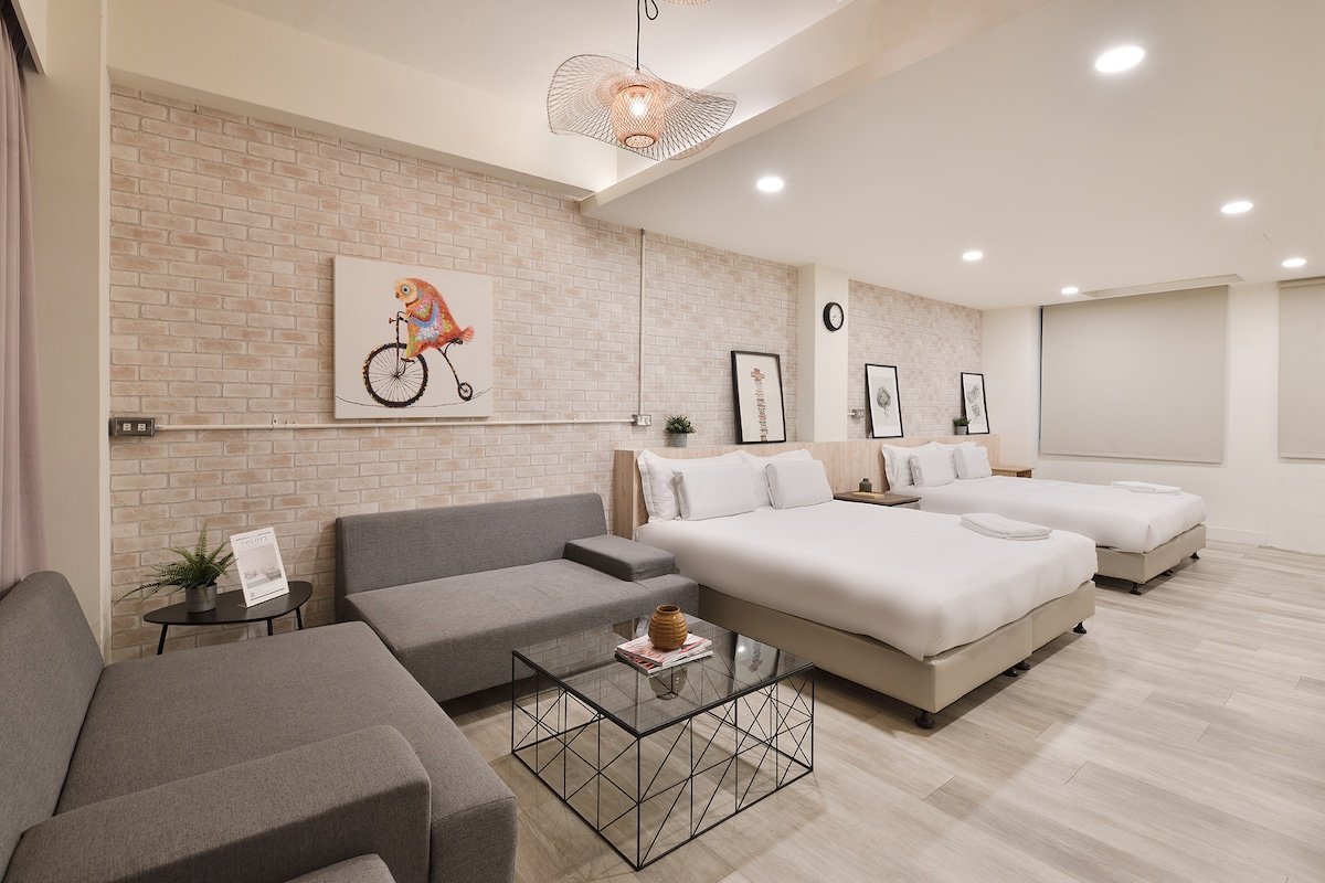 B / 北歐舒適寬敞4房5衛~16人房/MRT中山國中站5Mins/上引水產 gallery image 2