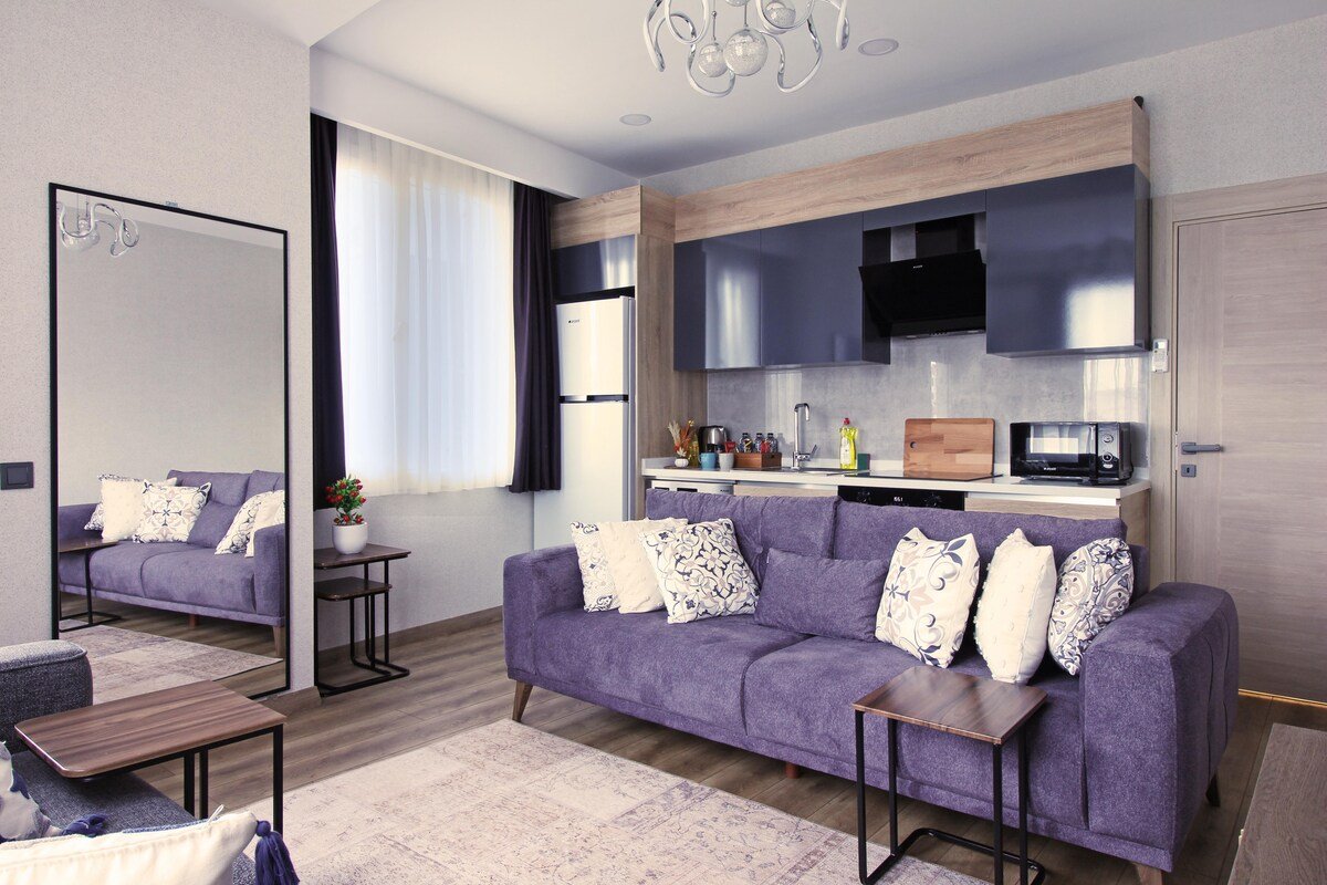 #9 Excellent 3BR Huge Flat in the Heart of Fatih gallery image 4