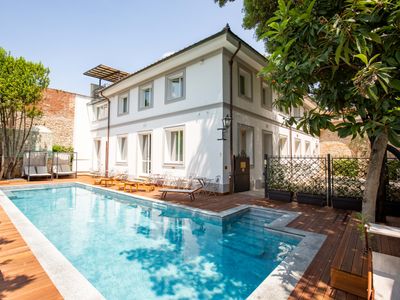 Villa Tortorelli – Entire Central Villa with Pool