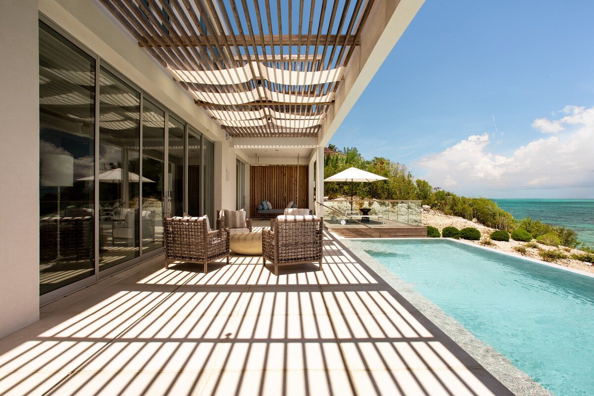 Beach Enclave North Shore V1 – 5B Beachfront Villa gallery image 5