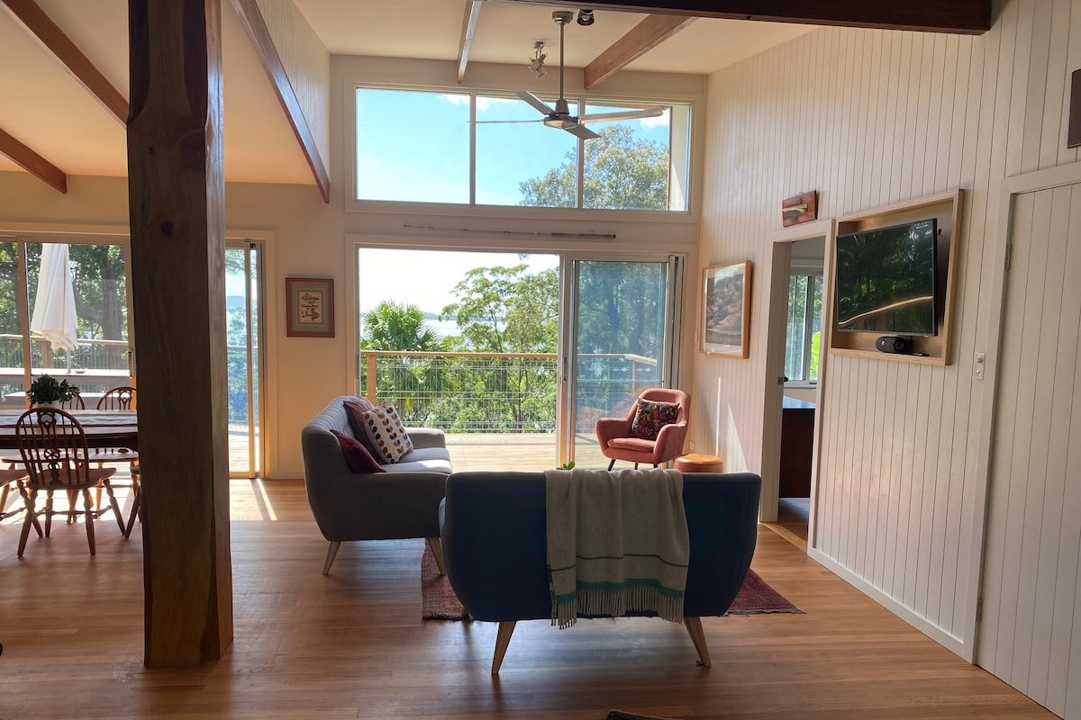 Sea Eagle Point Boatman’s Cottage gallery image 3