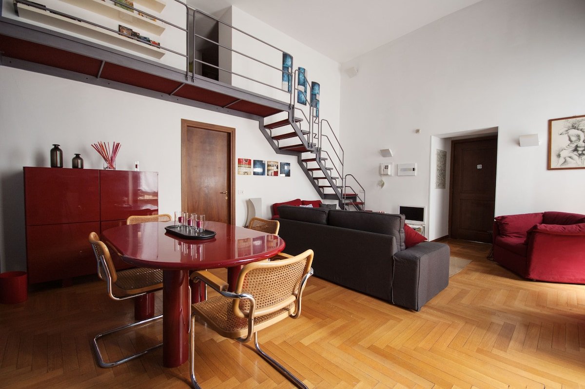 Fancy Blu Duomo duplex apartment gallery image 3