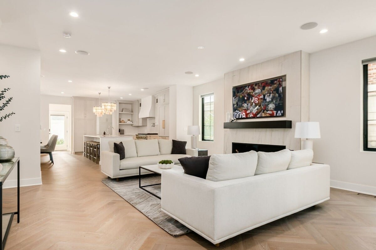 Luxury New Build w/ Theater Room & Rooftop Terrace gallery image 4
