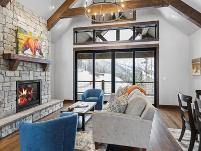 The Sunrise Ridge Chalet