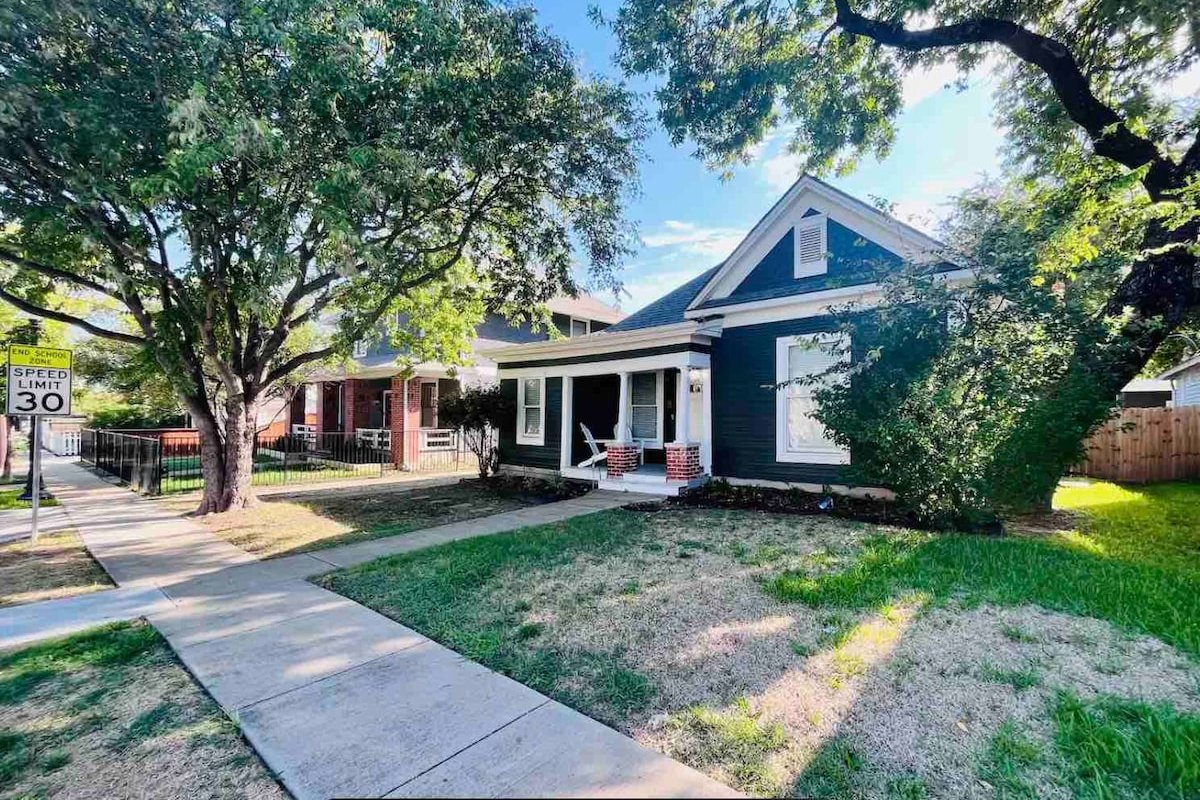 MagnoliaBase Bungalow @ Fairmount, EV Dog Friendly gallery image 4