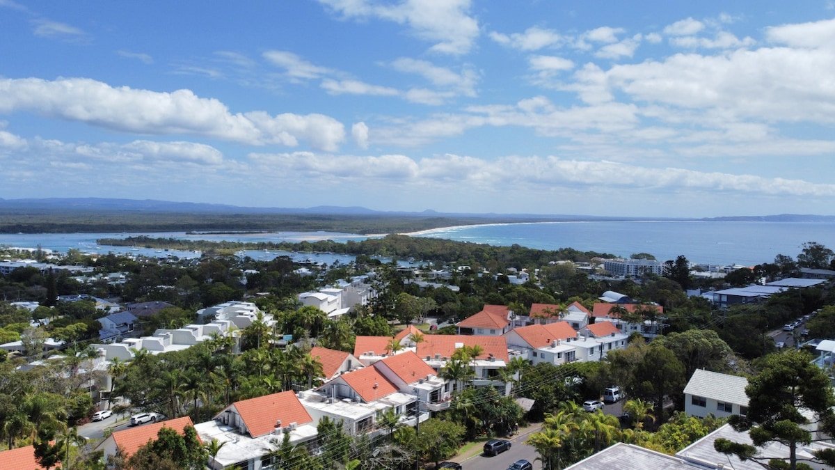 Breezy Retreat with Ocean views gallery image 5