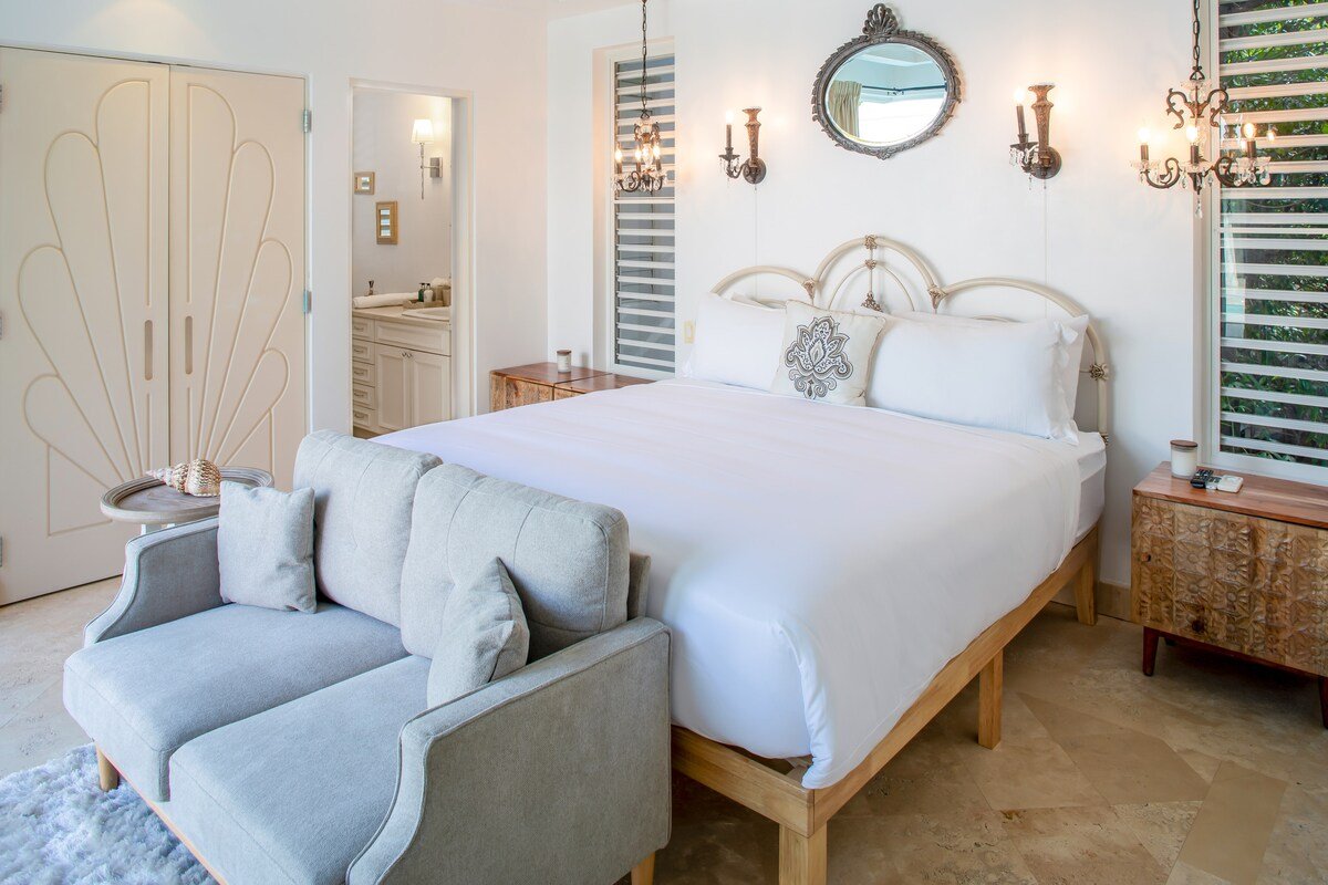 Turks & Caicos Dream – Beachfront + Full Service gallery image 5