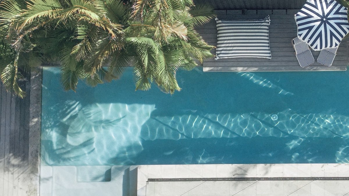 14m Mineral Pool + Paddle Boards + Creek Access gallery image 2