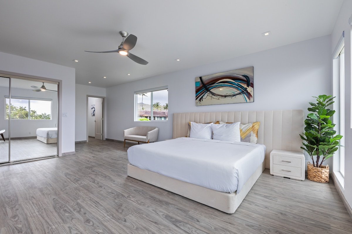 The Makai Manor – Stunning Newly Built Home gallery image 3