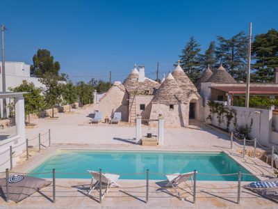 HelloApulia Trulli with private SPA & pool