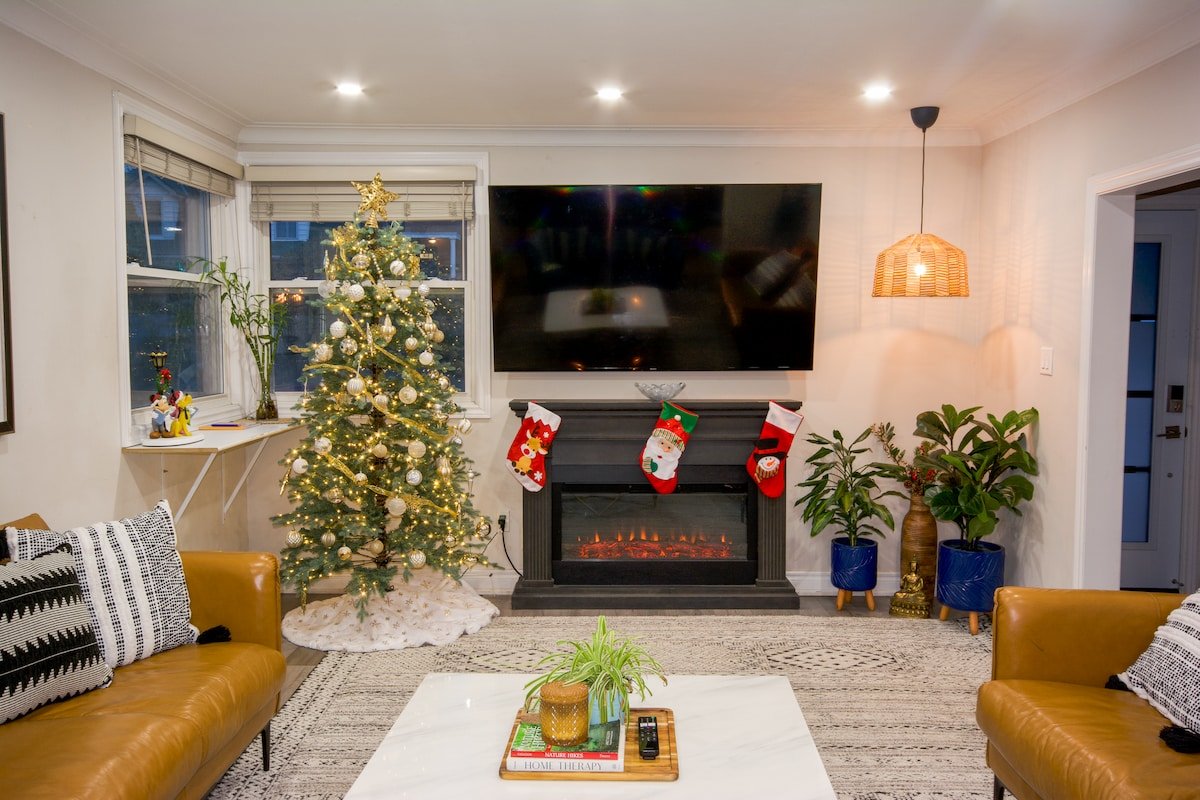 Luxe Family Oasis | Hot Tub & Playground | Near DT gallery image 5