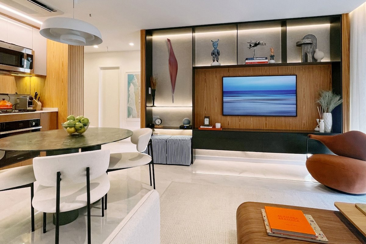 Luxury Apartment, Exclusive Design gallery image 3