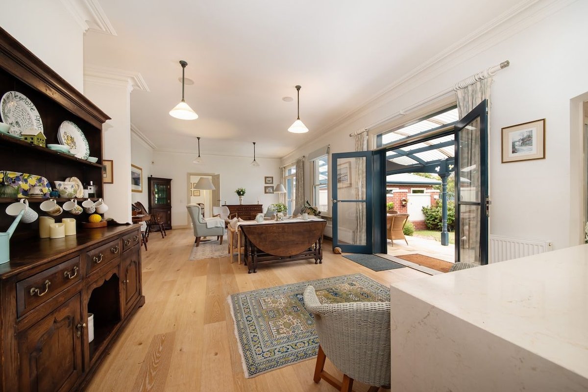 Sandringham Royale gallery image 2