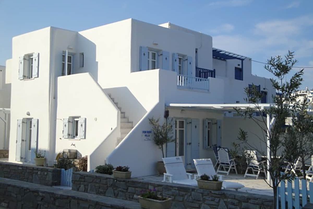 Dolce Vita Waterfront Villa gallery image 2