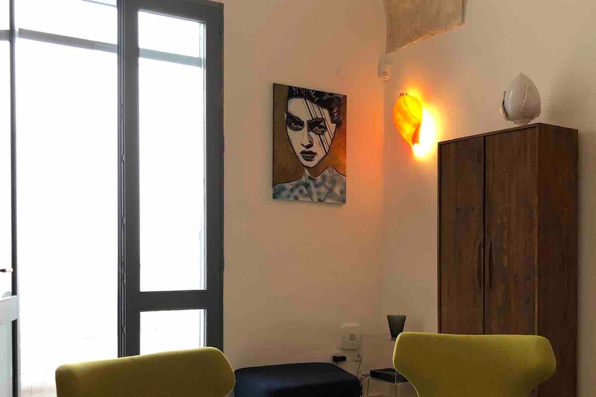 Fabulous historic Palazzetto breathtaking seaview gallery image 3