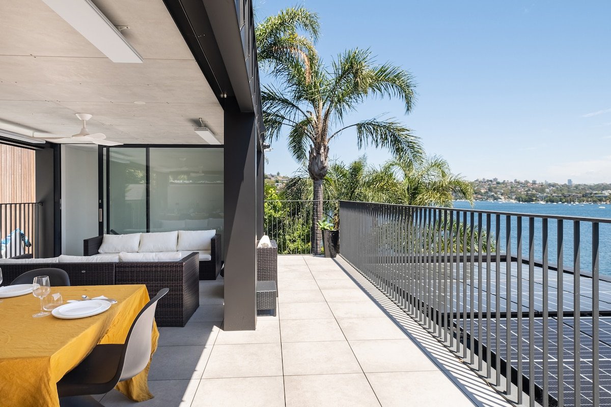 Water front Pool House on Sydney Harbour. gallery image 3