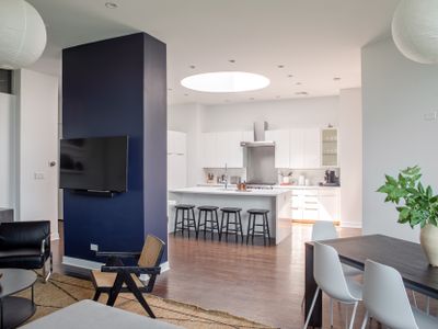 Luxury Penthouse Loft – Heart of Fulton Market