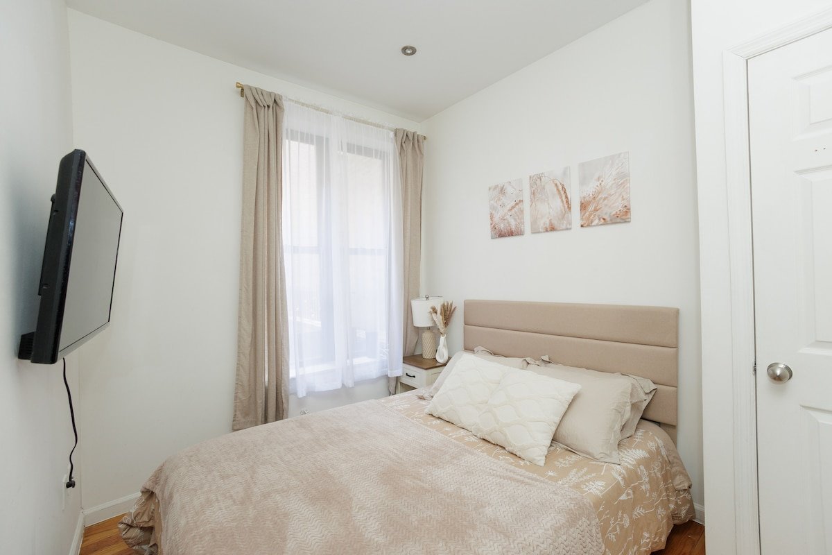 New York City 5-Bed Suite C gallery image 4