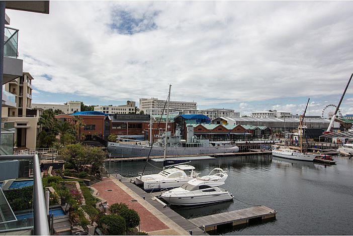 Photo 2 of Pembroke 203 accommodation in V&A Waterfront, Cape Town with 3 bedrooms and 3 bathrooms