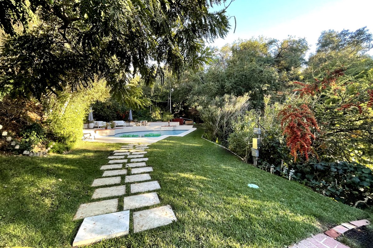 Bel Air Resort Villa with Pool 4 min from Sunset