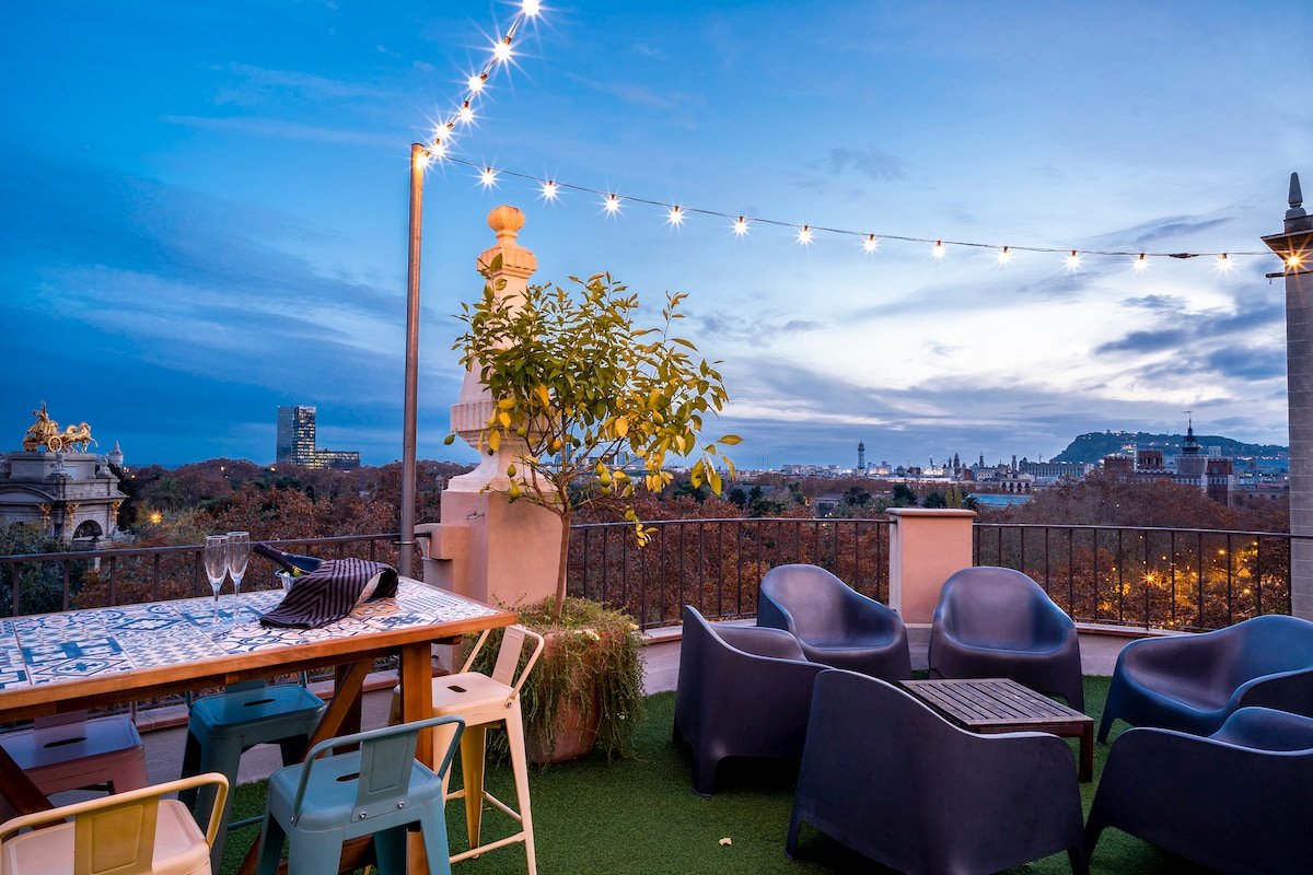 LOST GARDEN XL – Strategic location, Top views gallery image 2