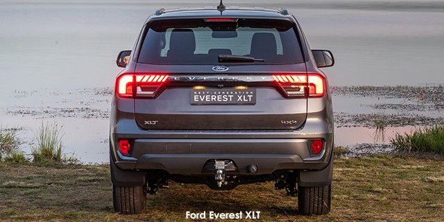 FORD EVEREST 3.0D V6 PLATINUM B6 AWD A/T - 6 