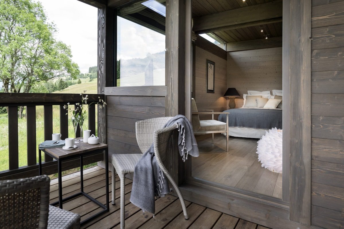 Chalet Satine I Luxe au pied des pistes gallery image 2