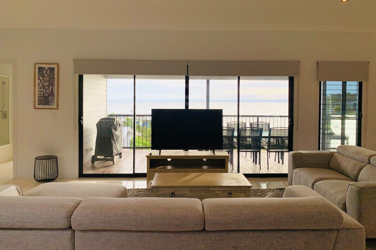 Moreton Magnificent Views gallery image 3