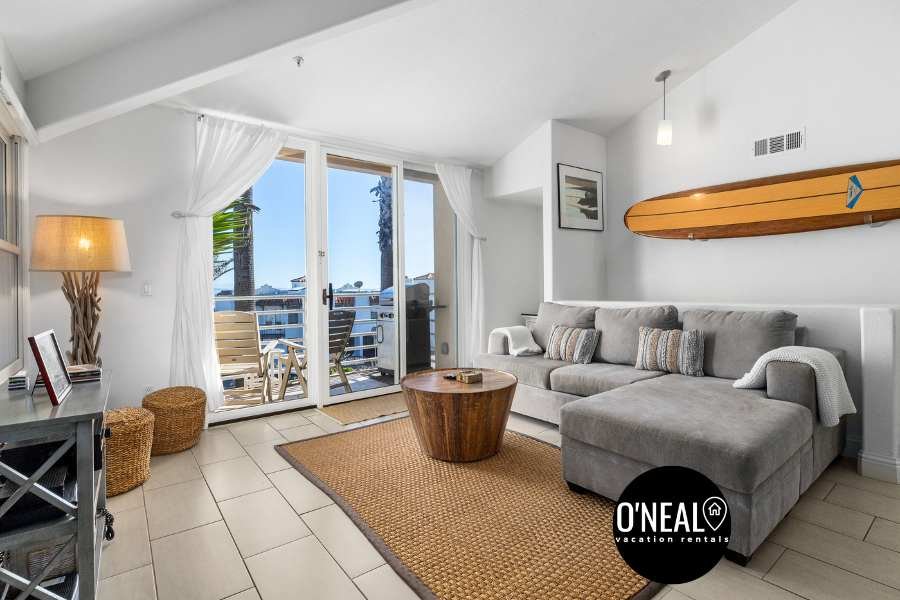 Capitola Village Condo – 2 min walk to beach gallery image 3