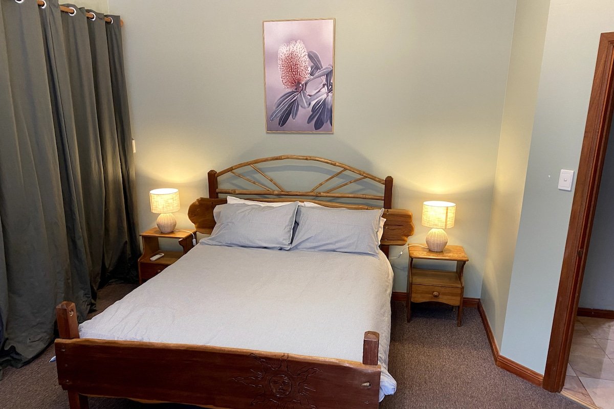 Rustic Retreat – Sunshine Coast Hinterland gallery image 3