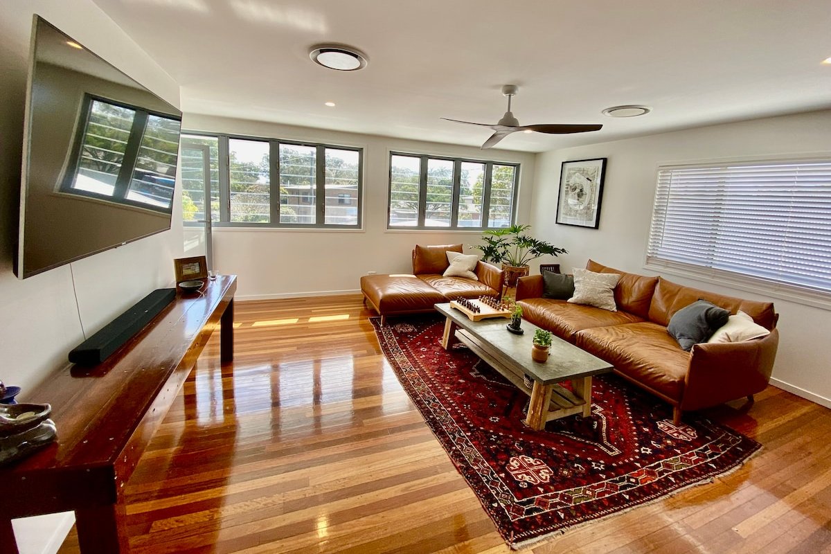 500m to beach and cafe scene with pool! gallery image 3