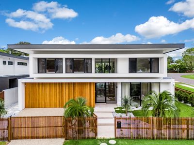 Poet’s Corner | 6 Bedroom | Heated Pool & Sauna