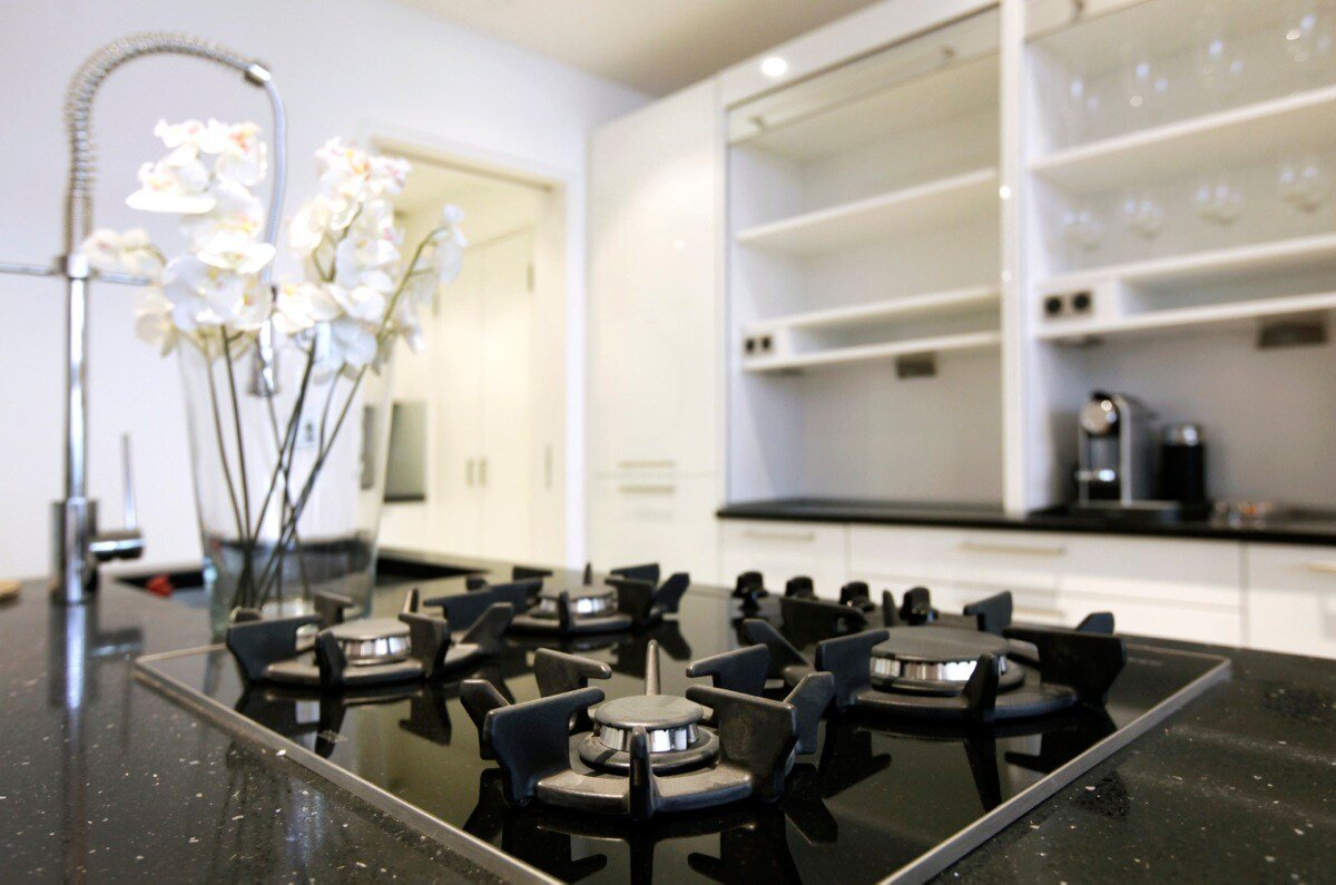 Hidden Gem In A Quiet Kensington Mews gallery image 4