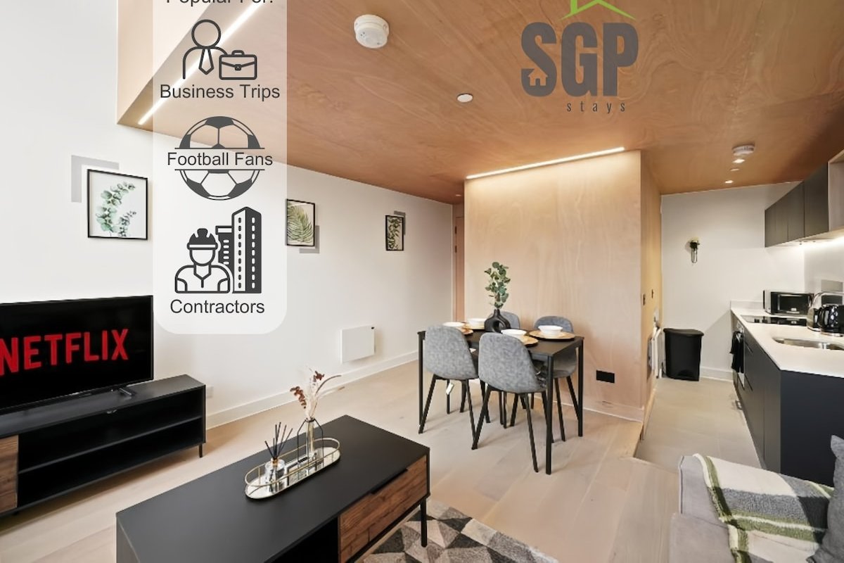 Roof terrace access, Walk to City Centre. gallery image 2