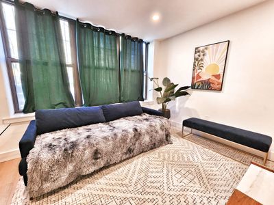 Elegant silent Apartment East Village