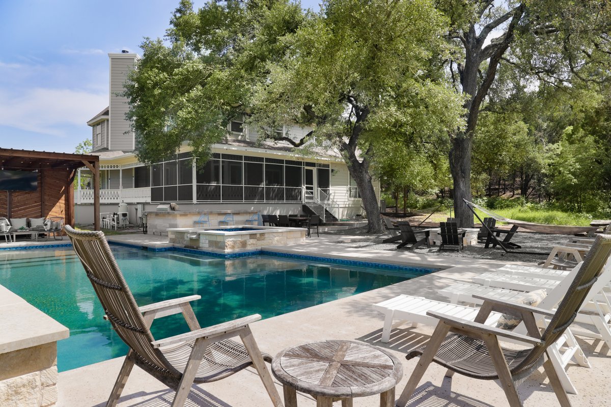 Hill Country Escape | Pool, Hot Tub & Sleeps 25