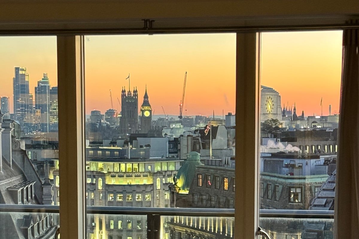 Spectacular Penthouse with Iconic London Views gallery image 4