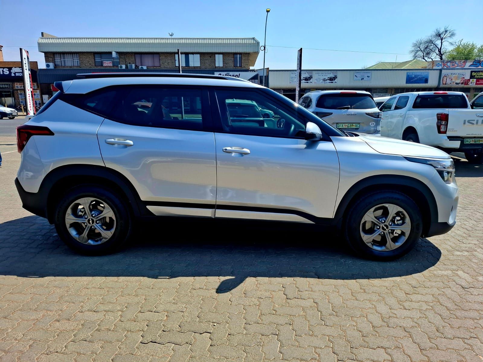Used car gallery