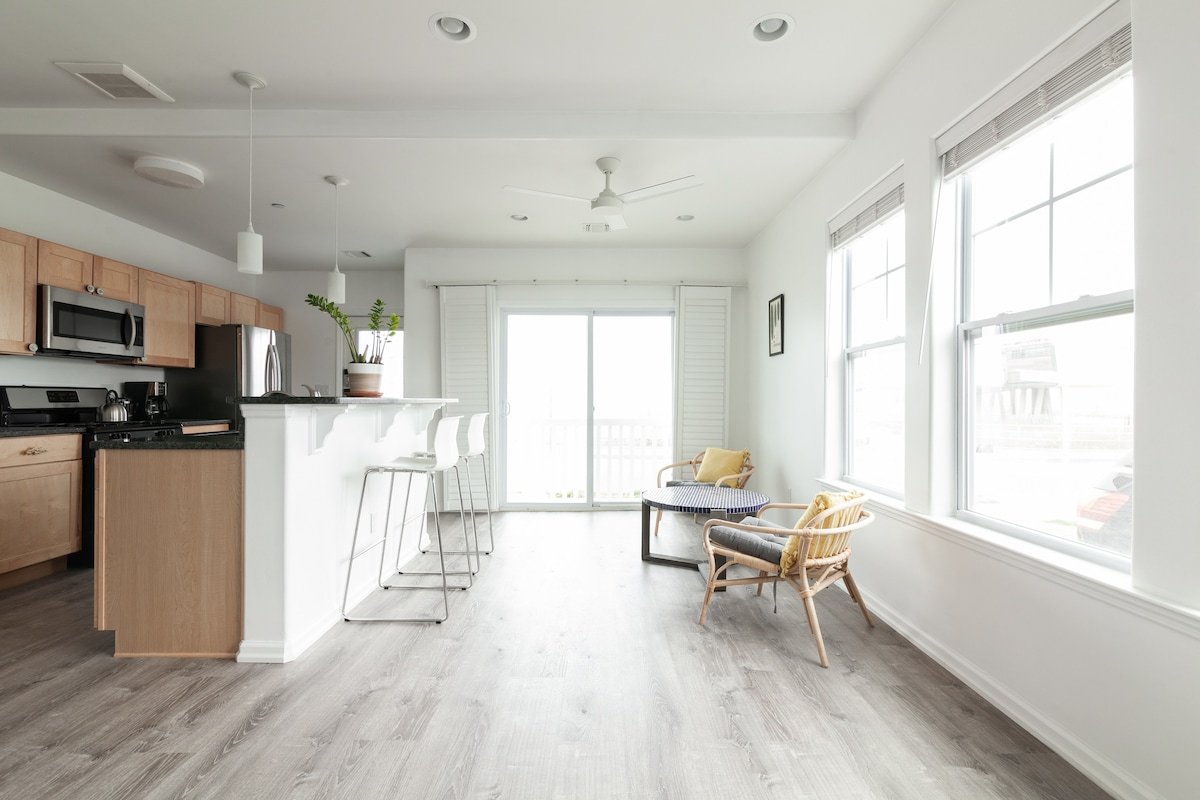 Beach Front Escape – Rockaway Beach NYC gallery image 4