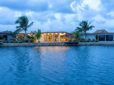 Seabird Oasis-Villa 10 with Dock