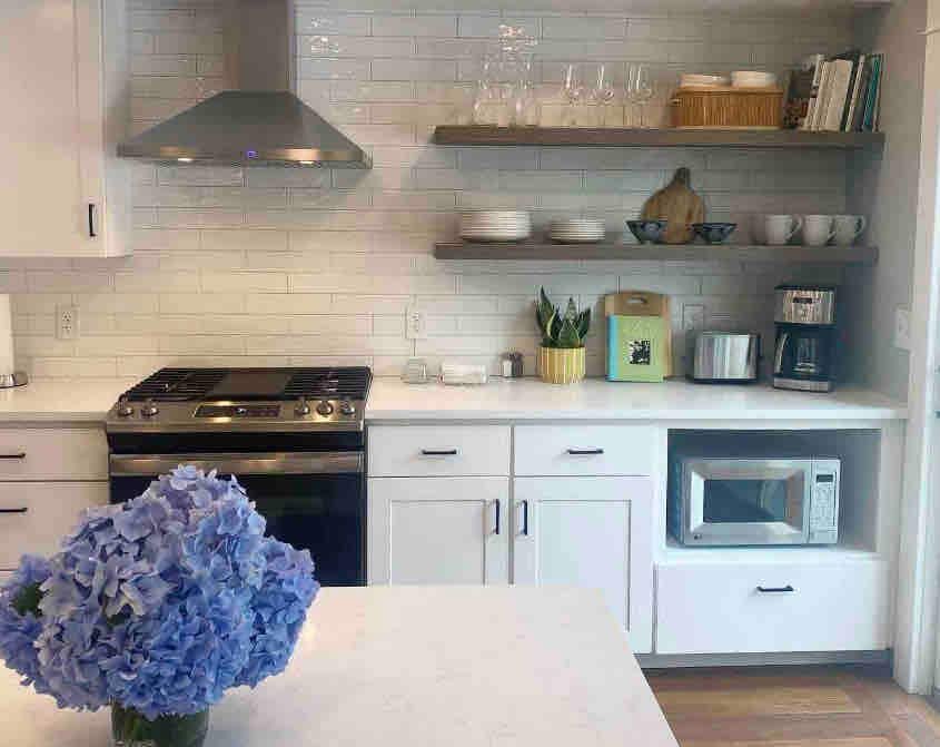 Pet Friendly Beach Home Close To Newport gallery image 3