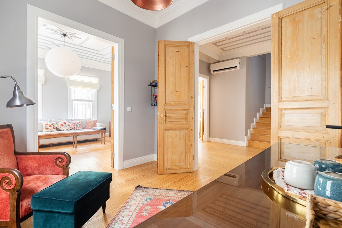 Wooden Mansion at Bosphorus neighborhood gallery image 5