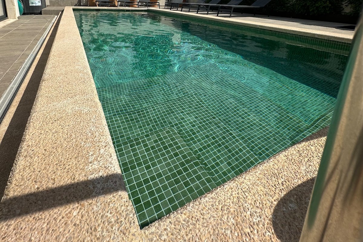 Palma, pool, near beach ,jacuzzi,no car need,golf gallery image 4