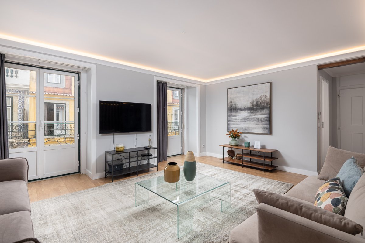 Fanqueiros 96 – BALCONY over Lisbon