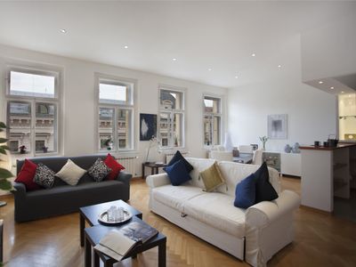 Charles Bridge Apartment